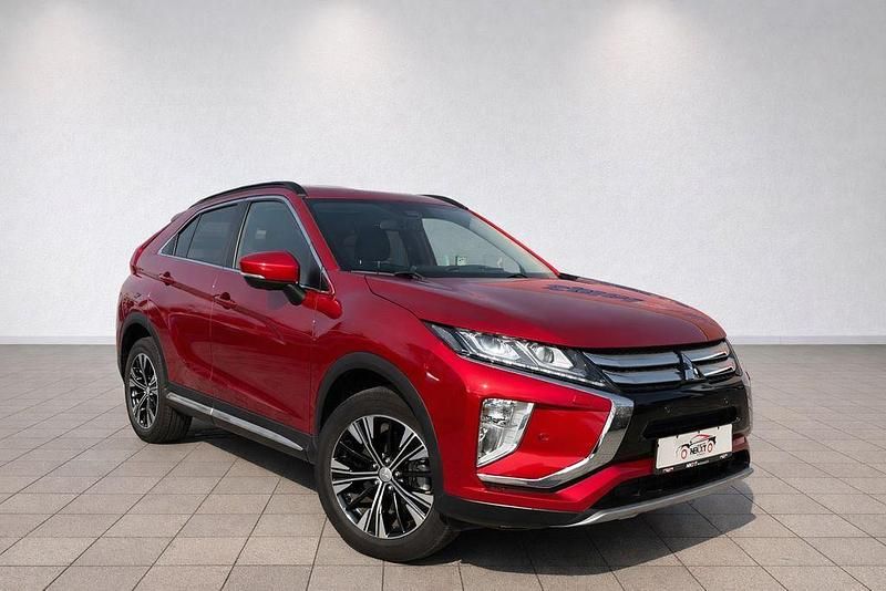 Gebraucht Mitsubishi Eclipse Cross Diamant Edition 163 PS (119 kW) 2018 Red diamond SUV