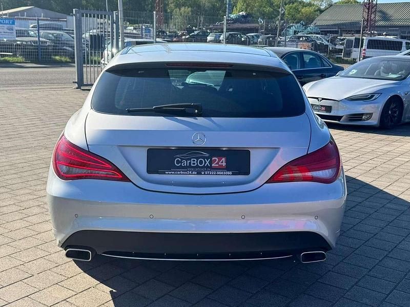 Gebraucht Mercedes CLA180 122 PS (89 kW) 2015 Polarsilber  metalliclack Limousine