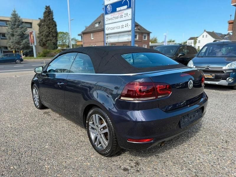Używany VW Golf 105 KM (77 kW) 2011 Niebieski Kabriolet