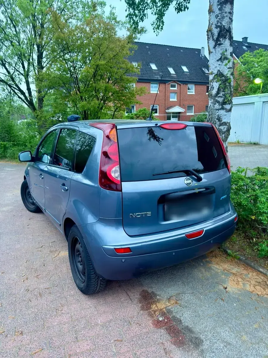 Usata Nissan Note 88 CV (64 kW) 2010 Blu Utilitaria