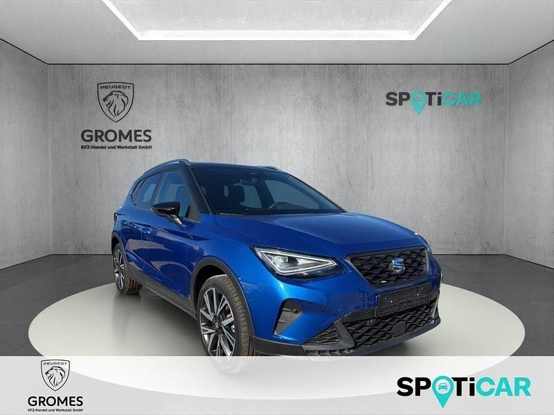 Blau Gebraucht 2024 Seat Arona FR SUV | 25.790 € (Teuer) - Bild 1/4