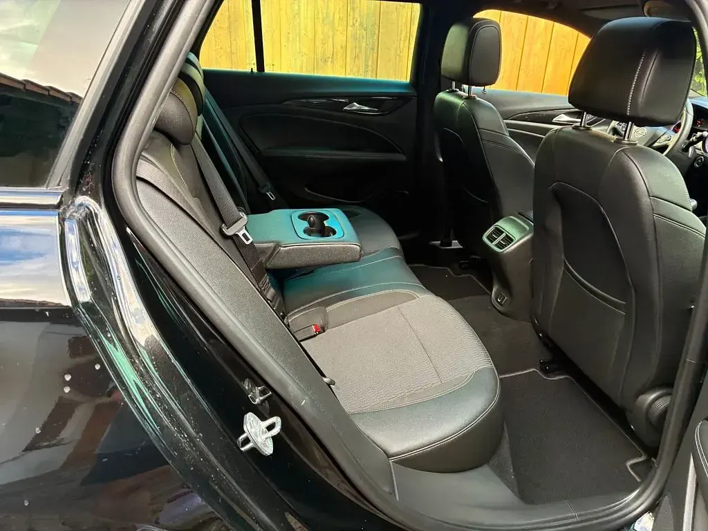 Gebraucht Opel Insignia Innovation 170 PS (125 kW) 2019 Schwarz Limousine