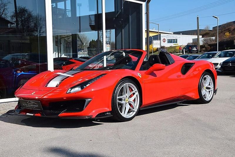 Second-hand Ferrari 488 721 CP (530 kW) 2020 Roșu Cabrio