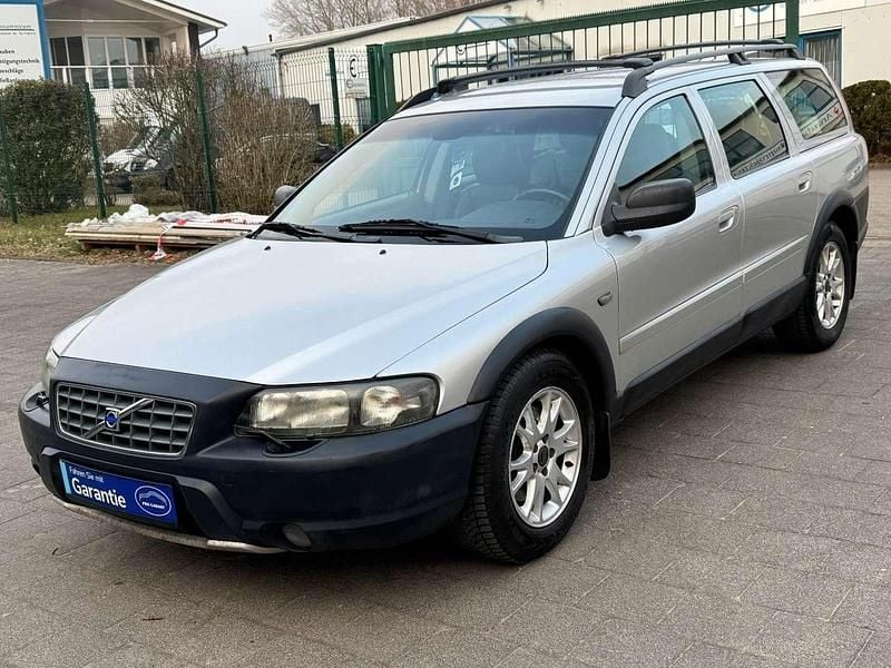 Silber Gebraucht 2004 Volvo XC70 Comfort Kombi | 3.790 € (Guter Preis) - Bild 1/4