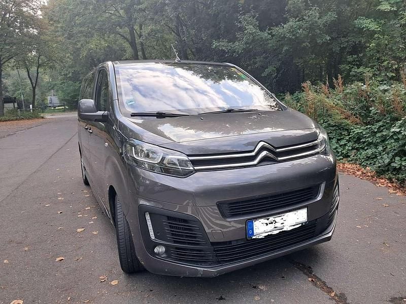 Grau Gebraucht 2017 Citroën Spacetourer Van | 14.999 € (Fairer Preis) - Bild 1/4