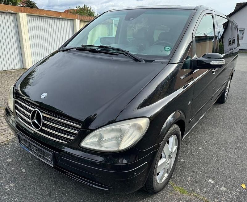 Schwarz Gebraucht 2008 Mercedes Viano Van / Kleinbus | 9.900 € (Fairer Preis) - Bild 1/4