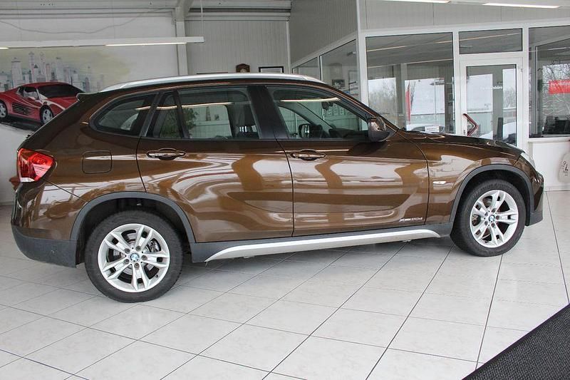 Gebraucht BMW X1 177 PS (130 kW) 2011 Braun SUV