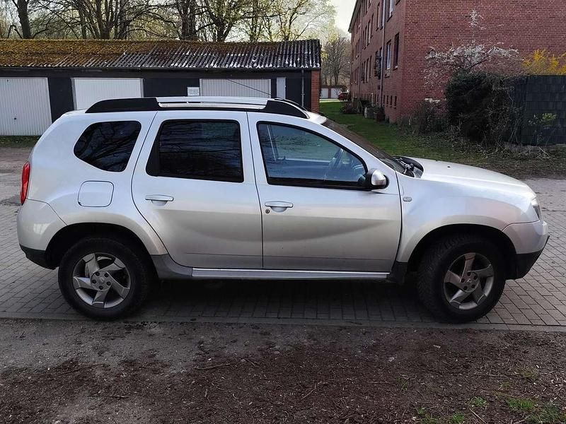 Używany Dacia Duster Prestige 105 KM (77 kW) 2013 Szary SUV