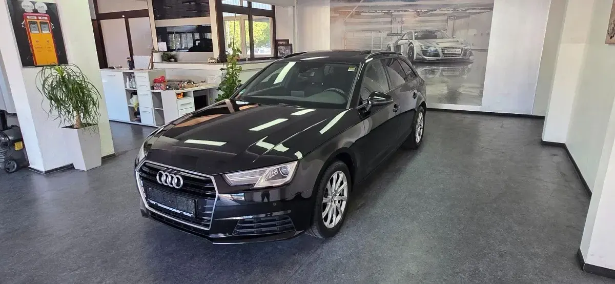 Gebraucht Audi A4 190 PS (139 kW) 2016 Schwarz Kombi