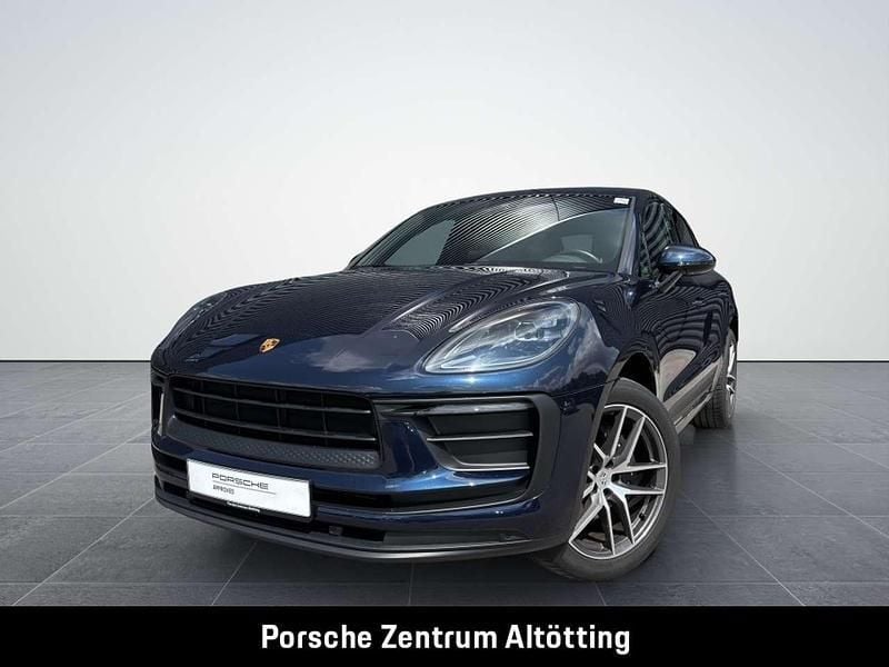 Nachtblaumetallic Gebraucht 2022 Porsche Macan SUV | 70.970 € (Fairer Preis) - Bild 1/4