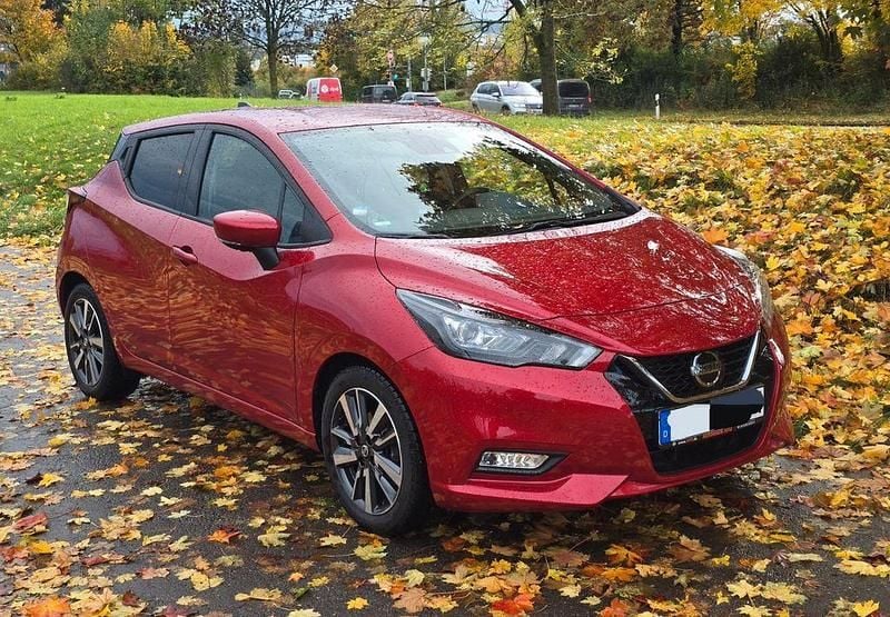 Rot Gebraucht 2021 Nissan Micra Tekna Kleinwagen | 13.900 € (Guter Preis) - Bild 1/4