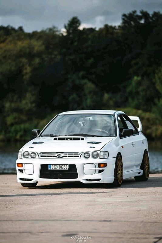 Gebraucht Subaru Impreza 260 PS (191 kW) 1995 Weiß Kleinwagen