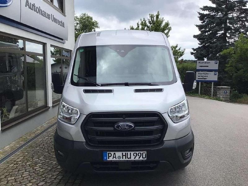 Gebraucht Ford Transit Trend 150 PS (110 kW) 2024 Moondustsilvermetallic Kombi