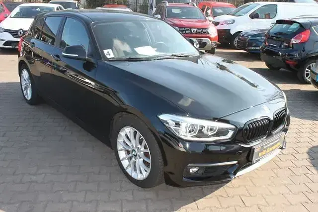 Gebraucht BMW 118 Advantage 136 PS (100 kW) 2018 Schwarz Kleinwagen