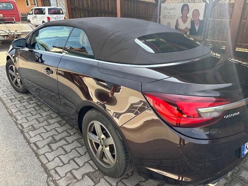 Gebraucht Opel Cascada Innovation 170 PS (125 kW) 2015 Braun Cabrio