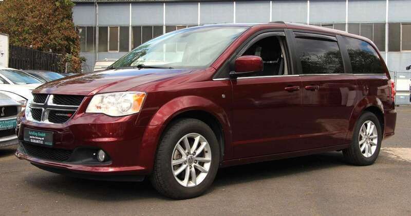 Rot Gebraucht 2019 Dodge Grand Caravan SXT Van / Kleinbus | 14.999 € (Superpreis) - Bild 1/4