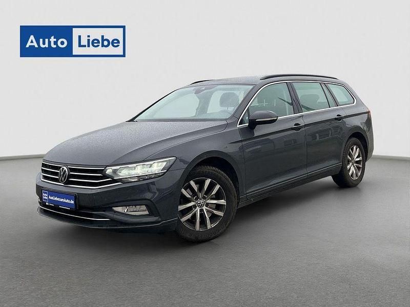 Grau Gebraucht 2021 VW Passat Business Kombi | 19.490 € (Fairer Preis) - Bild 1/4