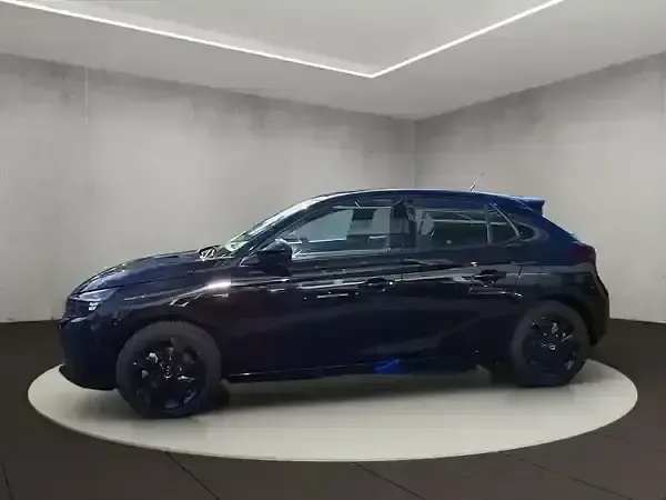 Usata Opel Corsa 101 CV (74 kW) 2025 Nero Utilitaria