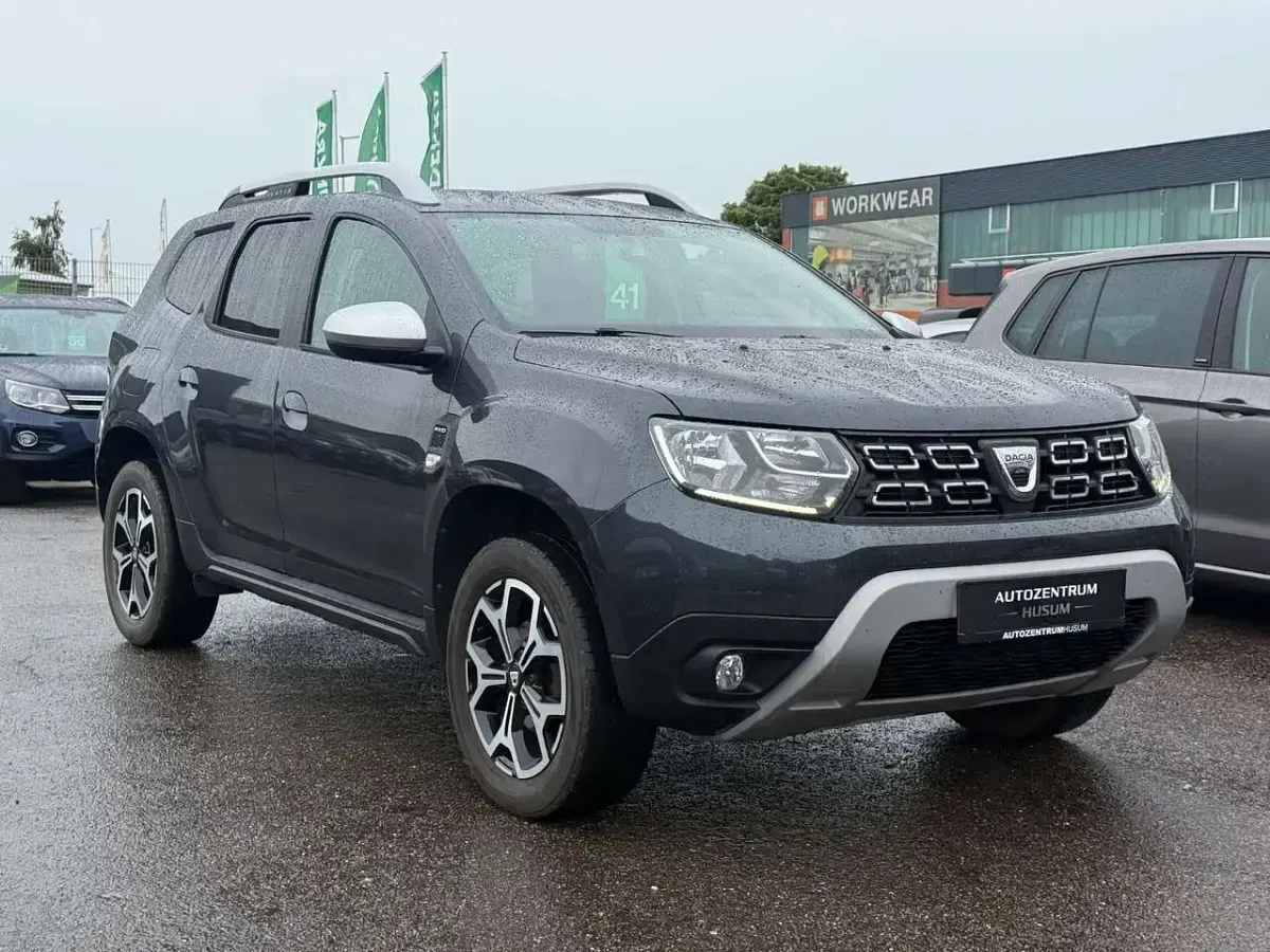 Gebraucht Dacia Duster Prestige 114 PS (83 kW) 2019 Grau SUV