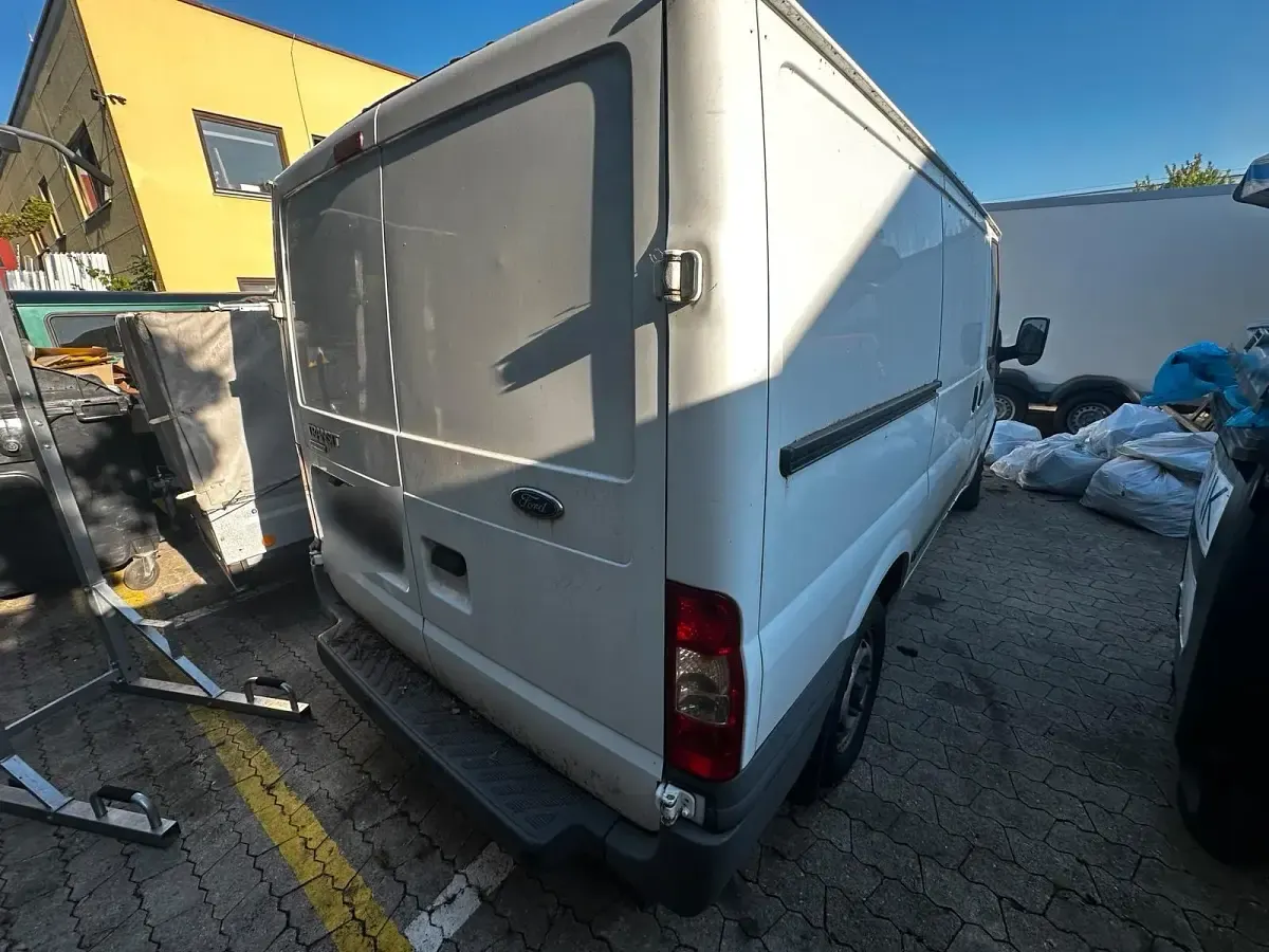 Gebraucht Ford Transit 100 PS (73 kW) 2012 Weiß Van