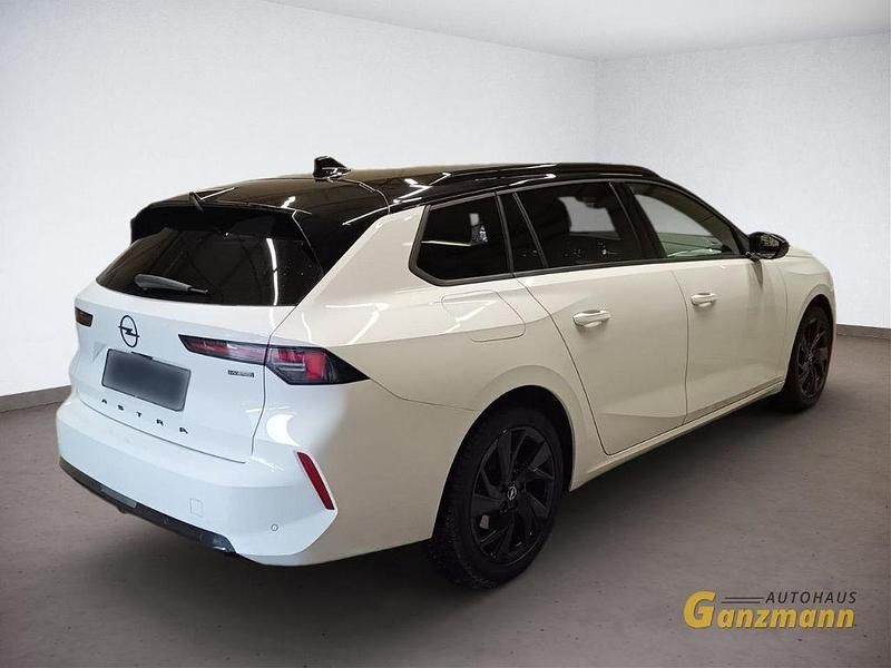 Gebraucht Opel Astra Ultimate 181 PS (133 kW) 2025 Weiß Kleinwagen
