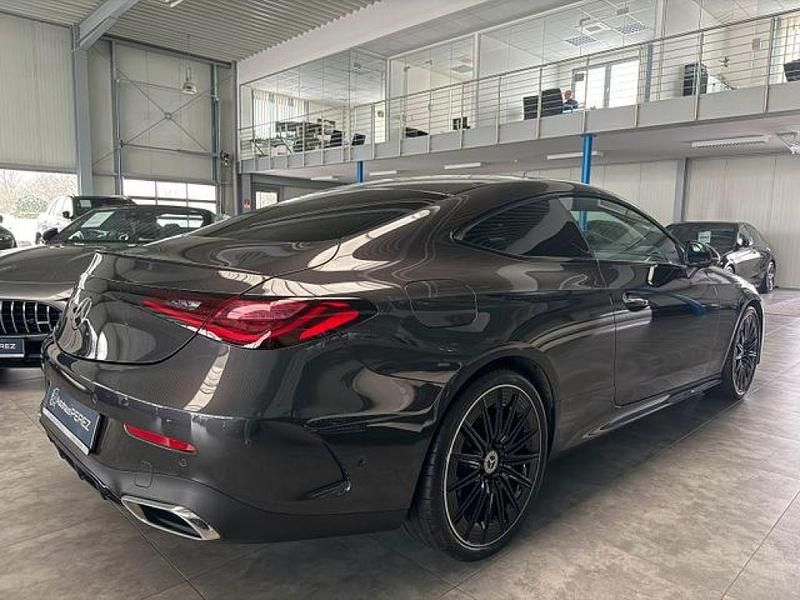 Gebraucht Mercedes 300 AMG Line Premium Plus 258 PS (189 kW) 2024 Graphitgrau metallic (metallic) Coupé