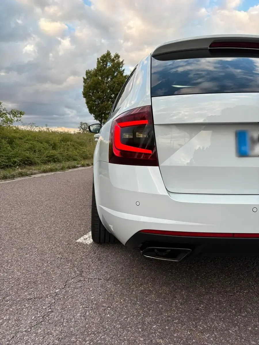 Gebraucht Skoda Octavia RS 245 PS (180 kW) 2019 Weiß Kombi