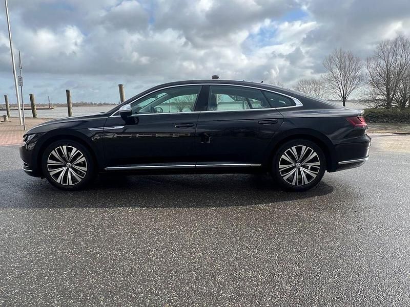Gebraucht VW Arteon Elegance 190 PS (139 kW) 2018 Schwarz Kleinwagen