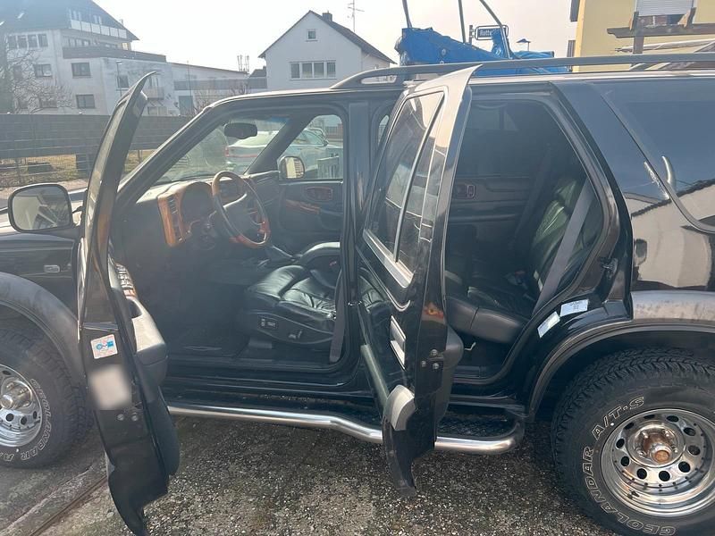 Gebraucht Chevrolet Blazer 200 PS (147 kW) 1998 Schwarz SUV