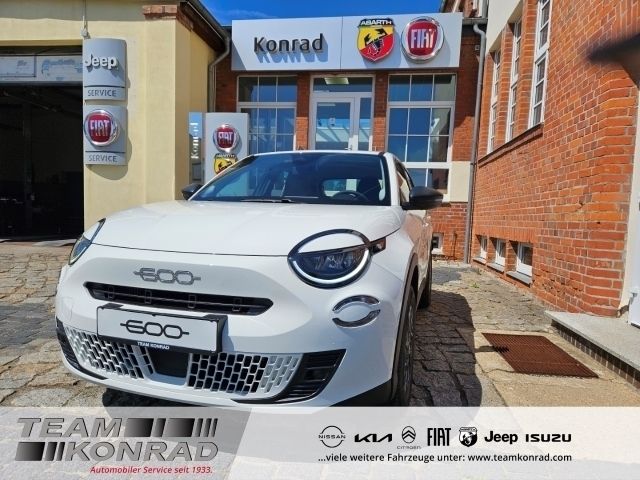 Gelato weiß Neu 2025 Fiat 600 SUV | 24.950 € (Superpreis) - Bild 1/4