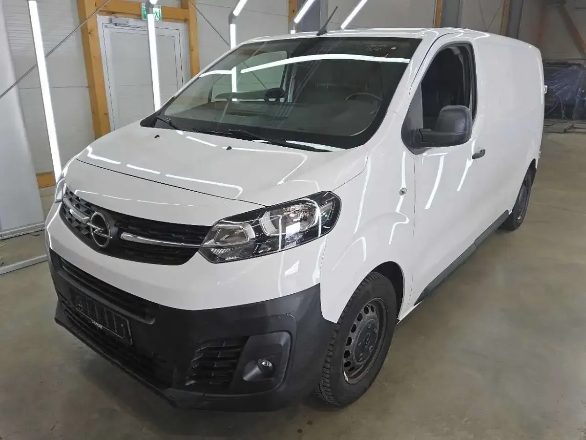 Gebraucht Opel Vivaro-e Combi Edition 120 PS (88 kW) 2020 Weiß Van / Kleinbus