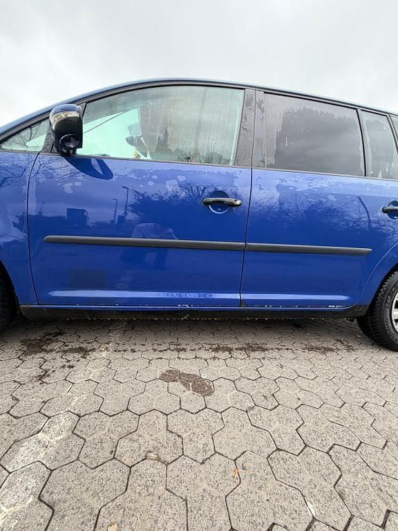 Gebraucht VW Touran Freestyle 140 PS (102 kW) 2009 Blau Van / Kleinbus