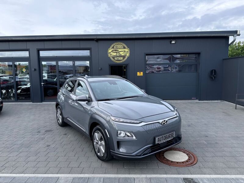 Galaxy grey / mic Gebraucht 2021 Hyundai Kona Advantage SUV | 15.599 € (Superpreis) - Bild 1/4