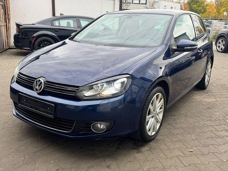 Blau Gebraucht 2010 VW Golf VI Highline Limousine | 5.990 € (Guter Preis) - Bild 1/4