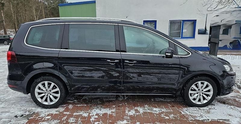 Gebraucht VW Sharan Highline 177 PS (130 kW) 2019 Schwarz Van / Kleinbus