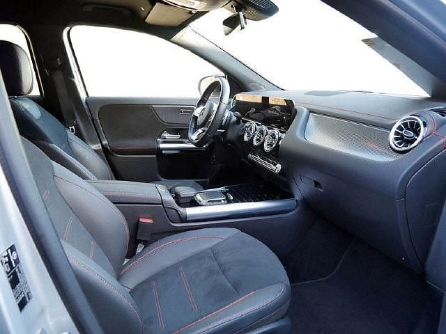 Gebraucht Mercedes EQA300 AMG 167 kW (228 PS) 2024 Silber SUV