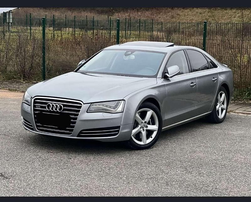 Gebraucht Audi A8 351 PS (258 kW) 2010 Grau Limousine