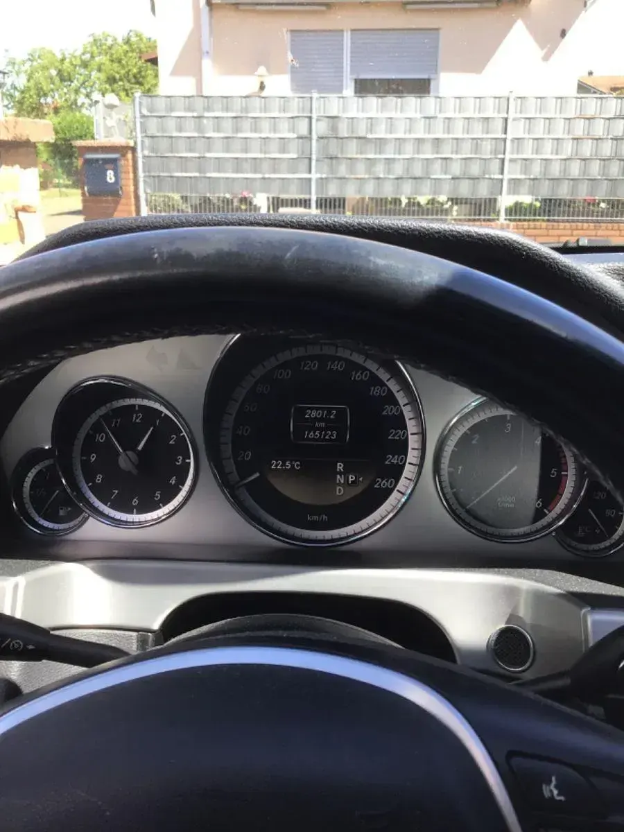 Usata Mercedes E300 231 CV (169 kW) 2012 Nero Station wagon