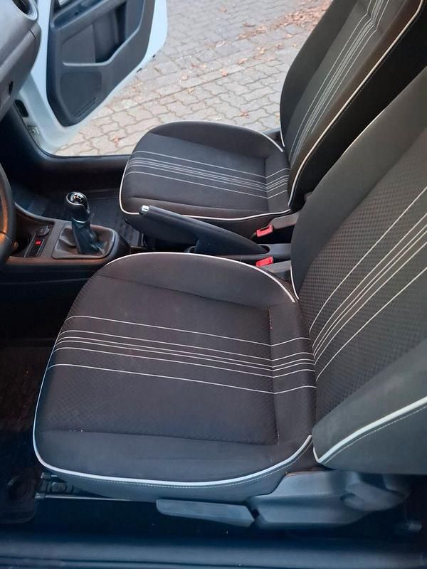 Gebraucht Seat Mii Chic 60 PS (44 kW) 2015 Weiß Kleinwagen