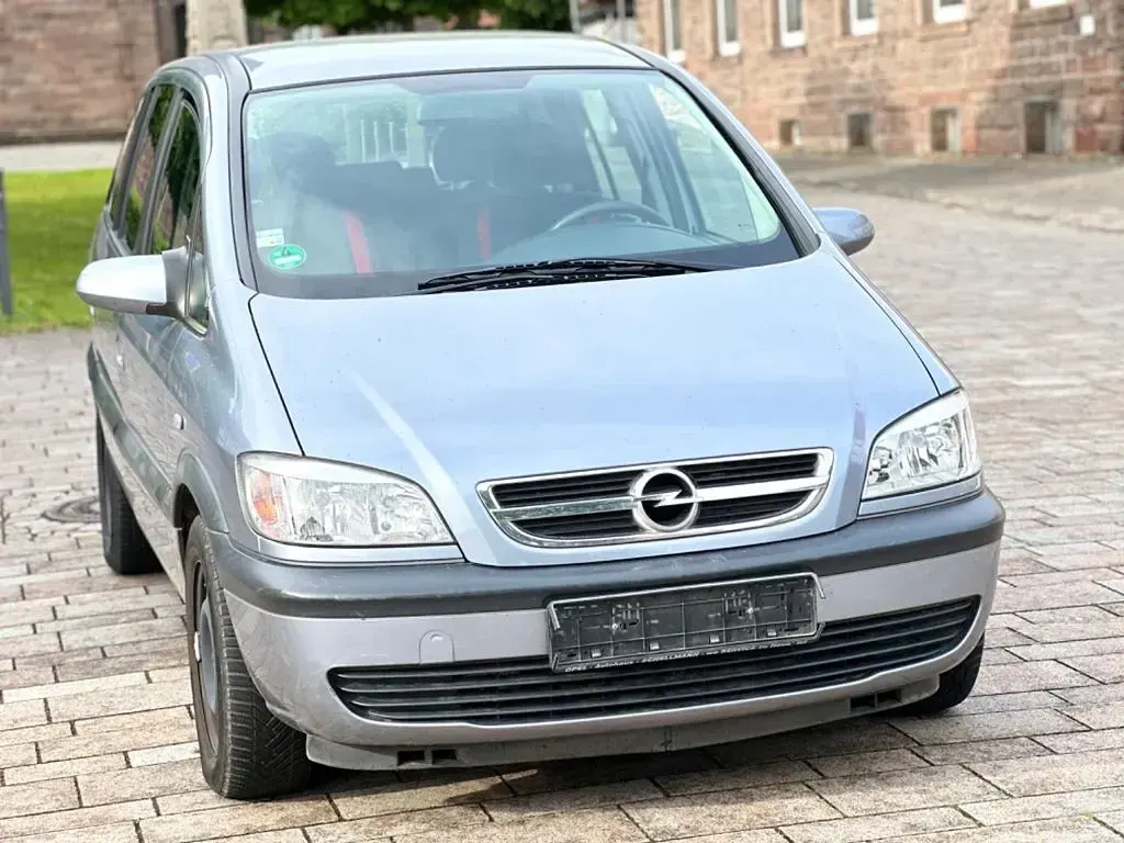 Gebraucht Opel Zafira 125 PS (91 kW) 2003 Grau Van / Kleinbus