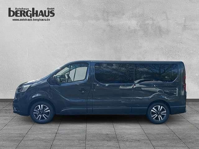 Neu Renault Trafic 150 PS (110 kW) 2025 Kometengrau metallic Van / Kleinbus