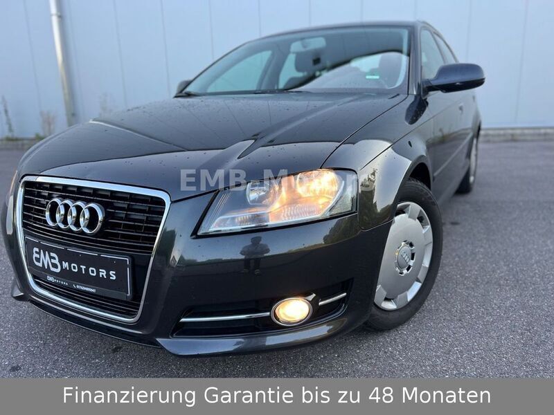 Grau Gebraucht 2010 Audi A3 Ambition Limousine | 5.900 € (Fairer Preis) - Bild 1/4