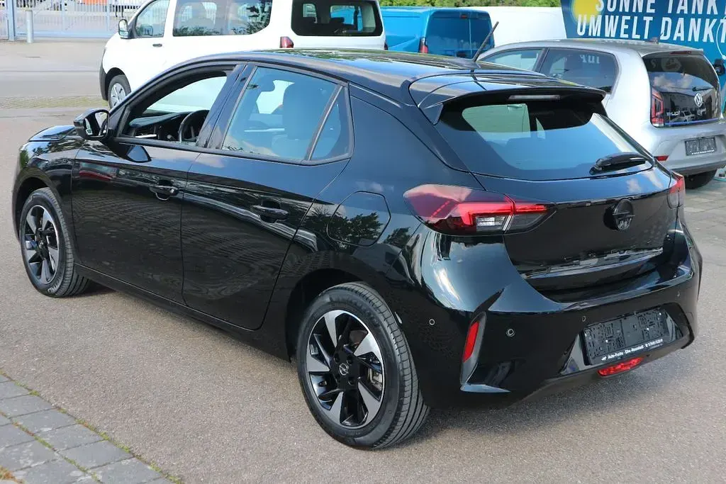 Gebraucht Opel Corsa-e 100 kW (136 PS) 2023 Schwarz Kleinwagen