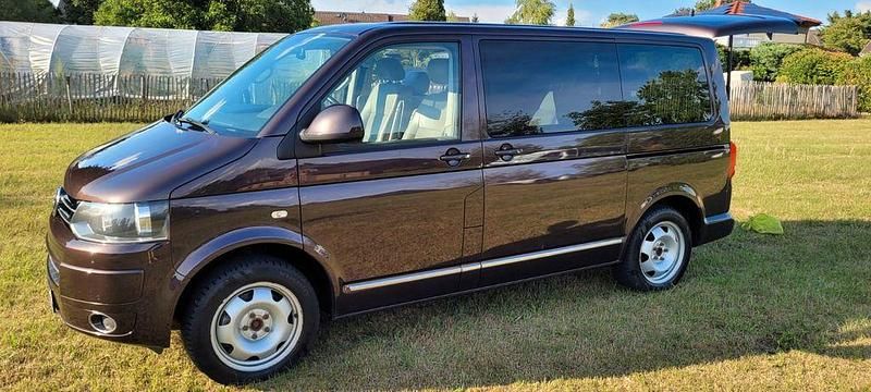 Braun Gebraucht 2013 VW T5 Van | 19.300 € - Bild 1/4