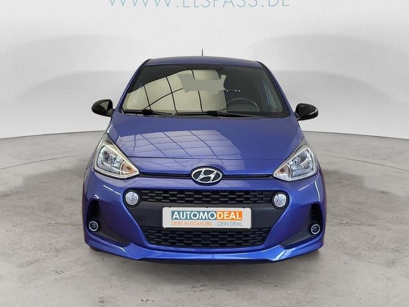 Gebraucht Hyundai i10 Passion Plus 67 PS (49 kW) 2018 Met (blau Kleinwagen
