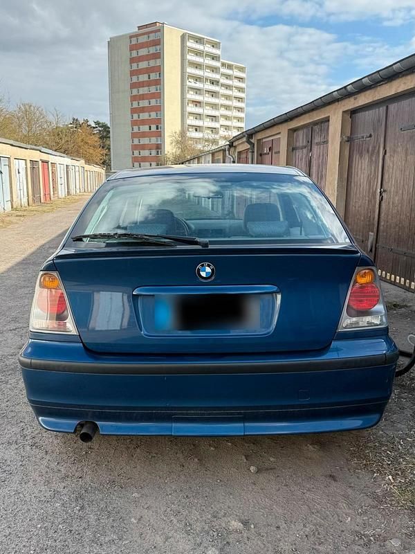 Gebraucht BMW 316 Compact 116 PS (85 kW) 2002 Blau Kleinwagen