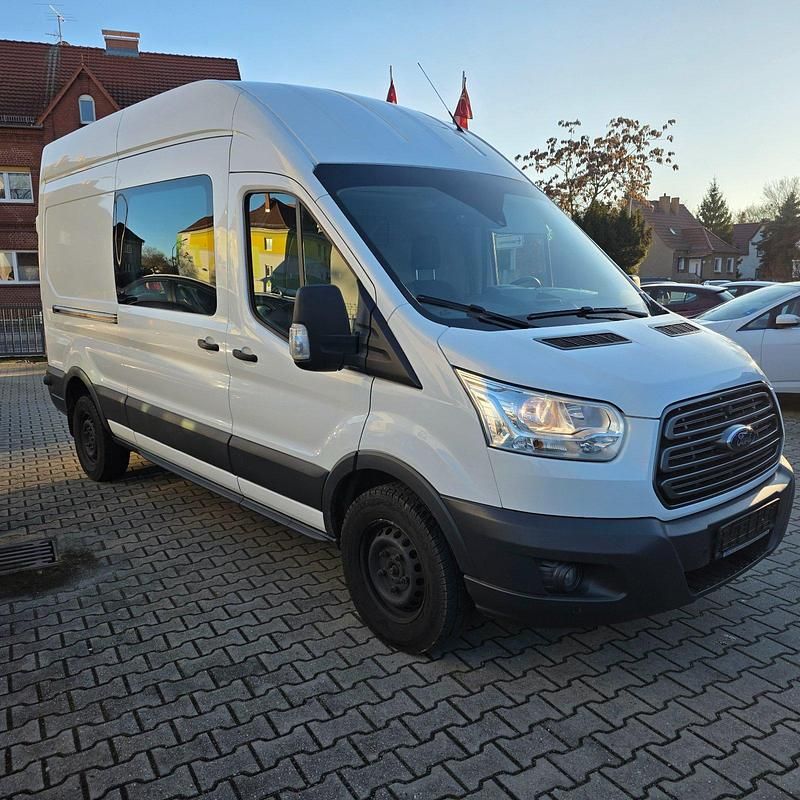 Gebraucht Ford Transit 170 PS (125 kW) 2019 Weiß Van / Kleinbus