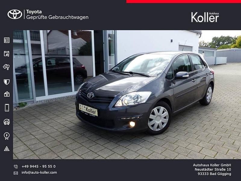 Grau Gebraucht 2011 Toyota Auris Edition Limousine | 9.900 € (Teuer) - Bild 1/4