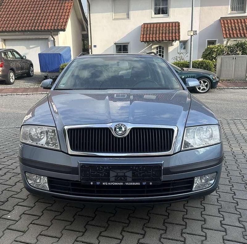 Gebraucht Skoda Octavia Team Edition 140 PS (102 kW) 2007 Grau Kombi