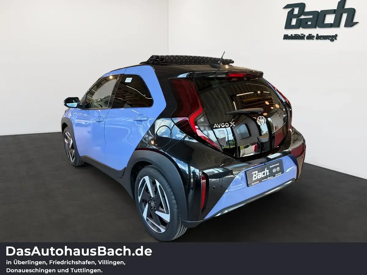 Gebraucht Toyota Aygo X Lounge 116 PS (85 kW) 2026 Blau SUV
